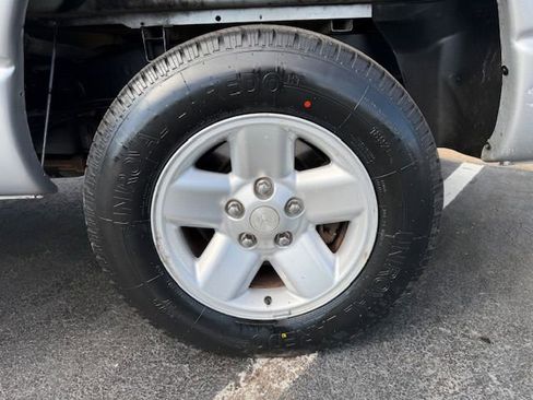 Used 2002 Dodge Ram 1500 Truck SLT image 6