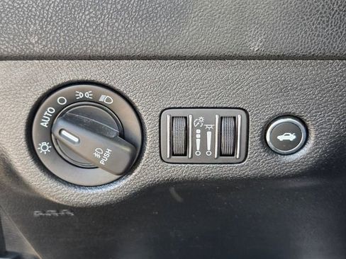 Used 2018 Dodge Charger R/T w/ Driver Confidence Group image 28