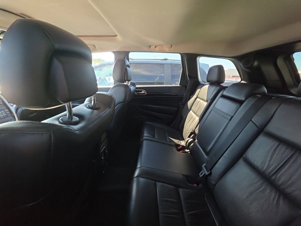 Used 2013 Jeep Grand Cherokee Altitude AWD/4WD image 9