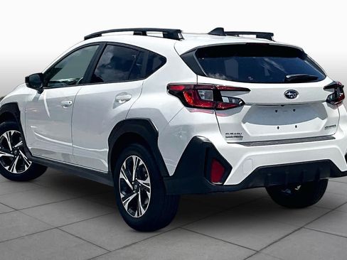 Used 2025 Subaru Crosstrek 2.5i Premium AWD/4WD image 12