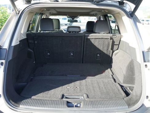 Used 2022 Nissan Rogue SL FWD image 31