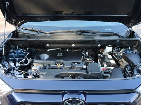 Certified 2025 Toyota RAV4 XLE FWD image 13