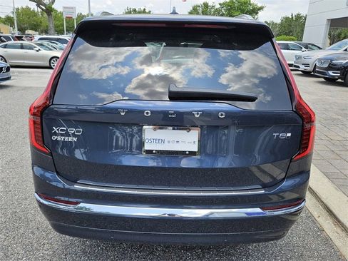 New 2025 Volvo XC90 T8 Plus w/ Protection Package Premier image 10