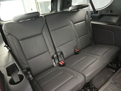 Used 2024 Chevrolet Suburban LT w/ LT Signature Package image 42