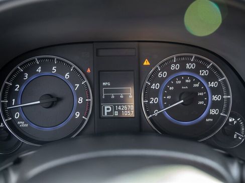 Used 2012 INFINITI FX35 2WD w/ Premium Pkg image 11