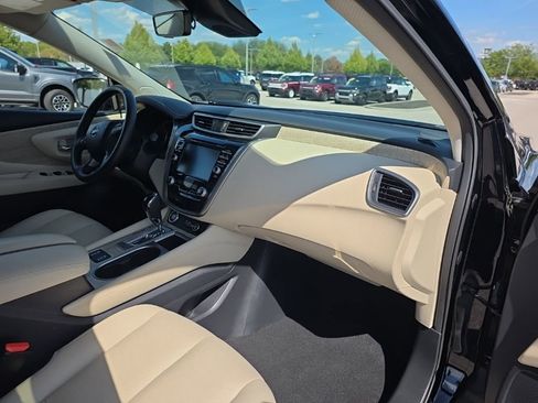 Used 2024 Nissan Murano SL image 15