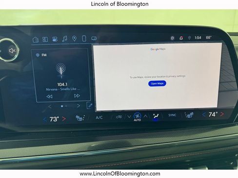Used 2025 Chevrolet Suburban RST w/ Comfort Package AWD/4WD image 19