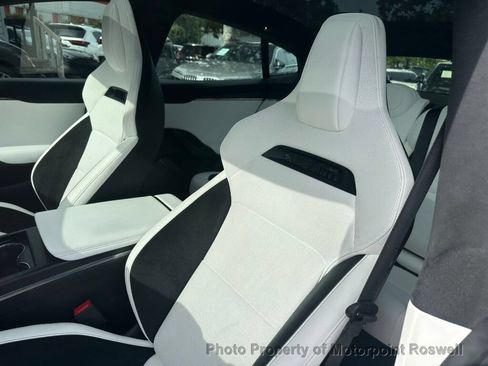 Used 2026 Tesla Model S Plaid AWD/4WD image 16