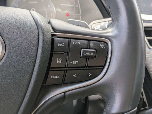 Used 2022 Lexus ES 350 Ultra Luxury w/ Accessory Package 2 FWD image 36