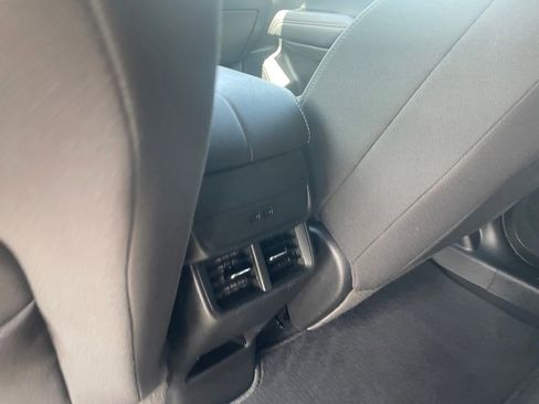 Used 2025 GMC Terrain Elevation w/ Technology Package II FWD image 24