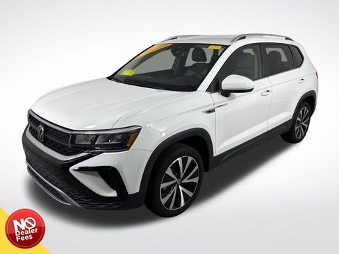 Used 2023 Volkswagen Taos SE FWD image 7