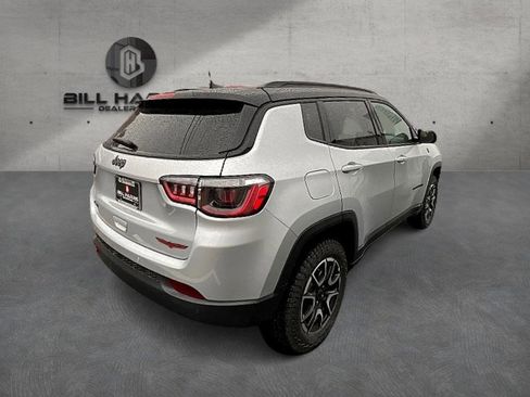 New 2026 Jeep Compass Trailhawk w/ Sun, Sound & Navigation Group image 5