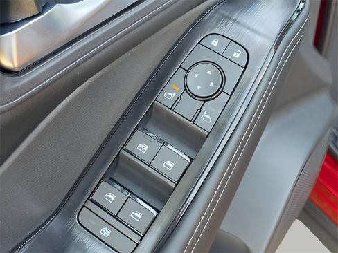 New 2026 Nissan Rogue SV image 16