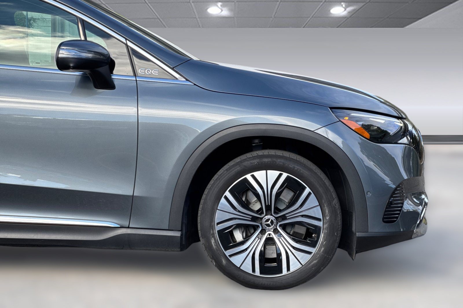 Certified 2023 Mercedes-Benz EQE 350+ 4MATIC SUV image 36