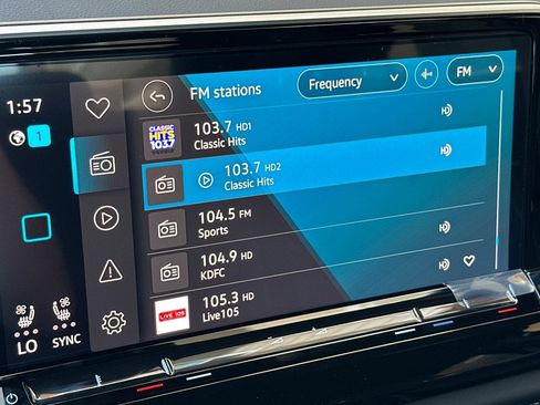 Used 2026 Volkswagen Atlas Cross Sport SE FWD image 18