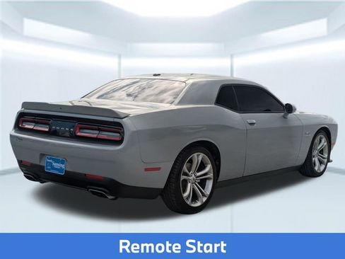 Used 2022 Dodge Challenger R/T image 6