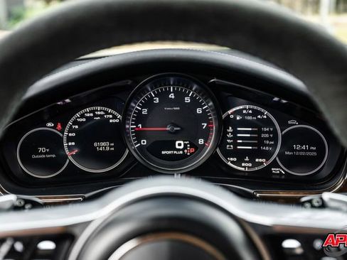 Used 2018 Porsche Panamera 4S image 12