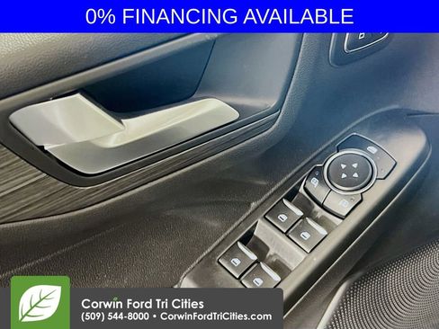 New 2025 Ford Escape SE w/ PHEV Premium Package image 12