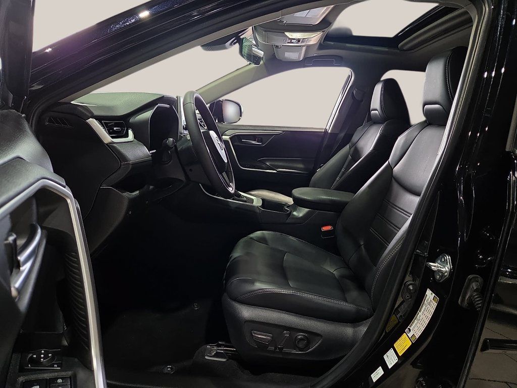 Certified 2025 Toyota RAV4 XLE Premium FWD image 20