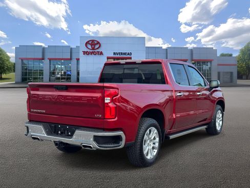 Used 2025 Chevrolet Silverado 1500 LTZ w/ LTZ Premium Package AWD/4WD image 6
