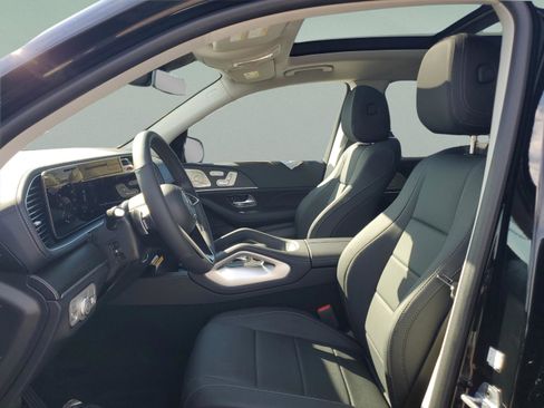 New 2026 Mercedes-Benz GLS 450 4MATIC image 16