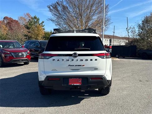 New 2025 Nissan Pathfinder Rock Creek image 5