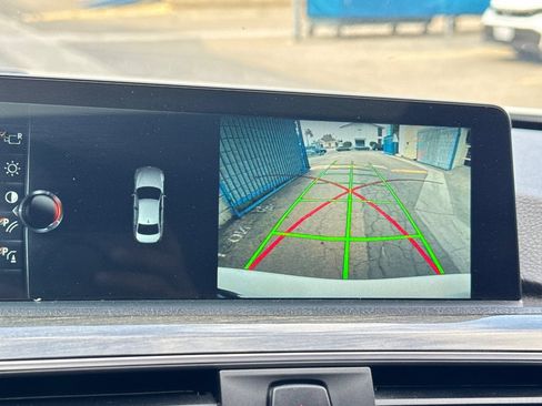 Used 2017 BMW 330e RWD image 19