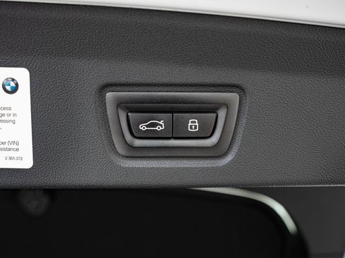 Used 2023 BMW i4 eDrive40 w/ Premium Package image 22