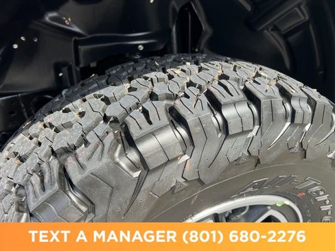 New 2026 Jeep Wrangler Unlimited Rubicon AWD/4WD image 8