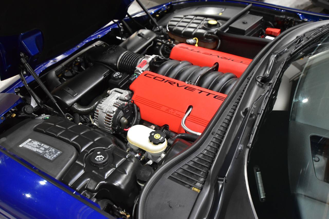 Used 2004 Chevrolet Corvette Z06 w/ Z06 Preferred Equipment Group RWD image 31