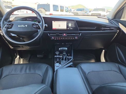 Used 2023 Kia Niro EX FWD image 18
