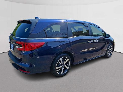 Certified 2023 Honda Odyssey Touring image 11