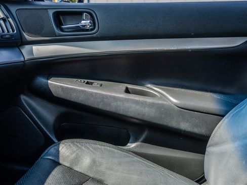 Used 2010 INFINITI G37 Journey w/ Premium Pkg image 22