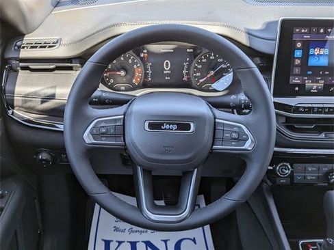 New 2024 Jeep Compass Latitude w/ Convenience Group image 12
