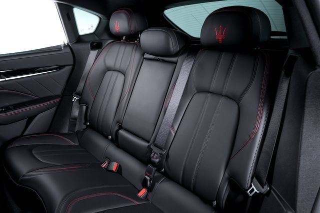 Used 2024 Maserati Levante GT Ultima AWD/4WD image 23