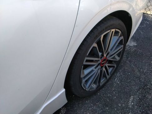Used 2022 Kia Forte GT w/ GT2 Package FWD image 7