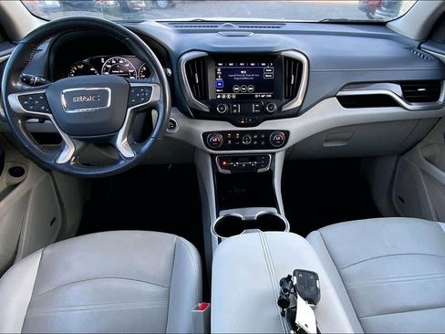 Used 2022 GMC Terrain Denali w/ Denali Premium Package image 14