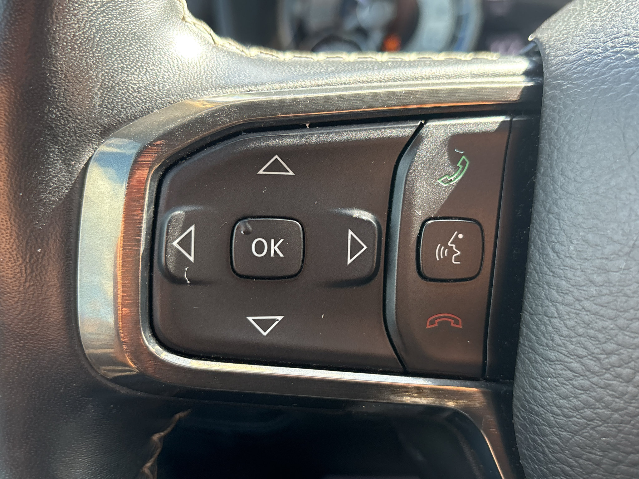 Used 2020 RAM 1500 Limited AWD/4WD image 19