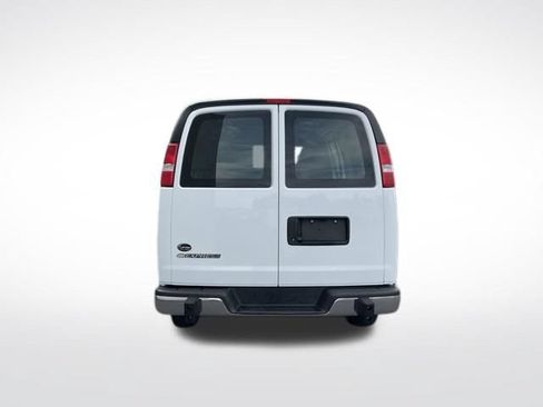 Used 2025 Chevrolet Express 2500 w/ Driver Convenience Package RWD image 13