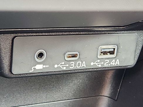 Certified 2025 Subaru Crosstrek 2.5i Limited image 24