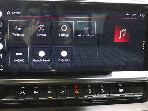 Used 2022 GMC Sierra 1500 SLT AWD/4WD image 34