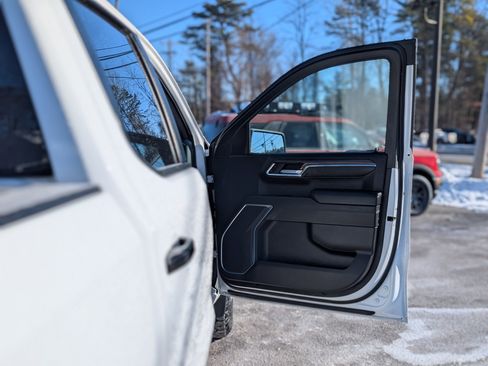 Used 2022 Chevrolet Silverado 1500 LT Trail Boss w/ Protection Package image 43