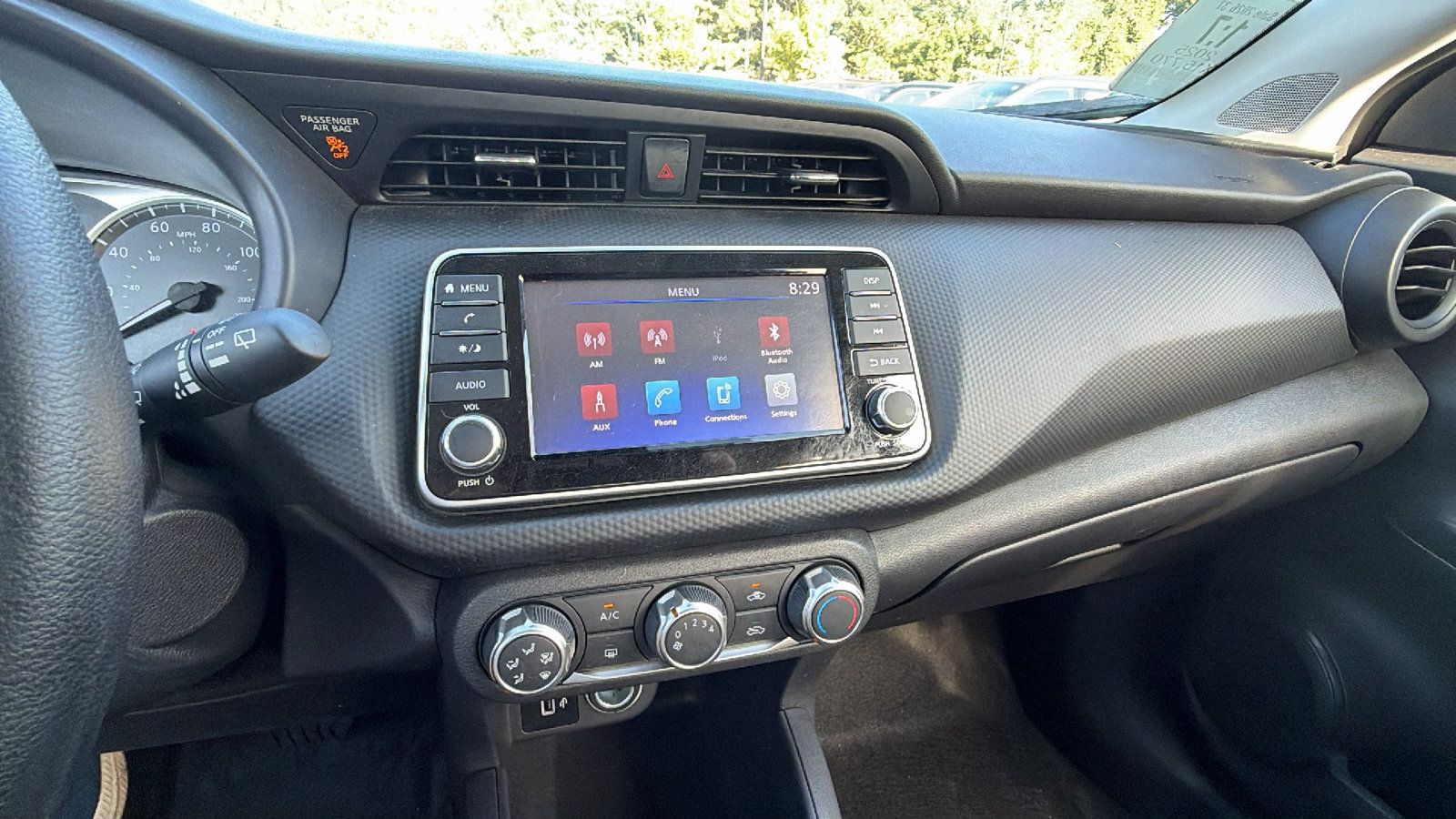 Used 2025 Nissan Kicks Play S FWD image 31