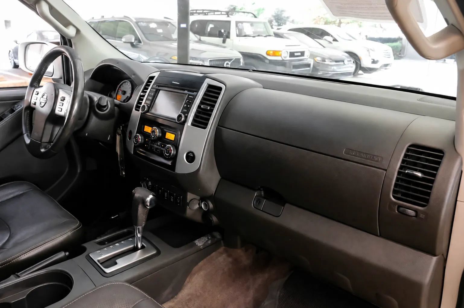 Used 2016 Nissan Frontier PRO-4X w/ Pro-4x Luxury Package AWD/4WD image 13