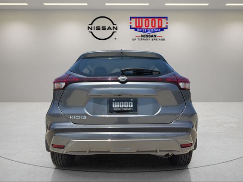 Certified 2025 Nissan Kicks Play S FWD image 3