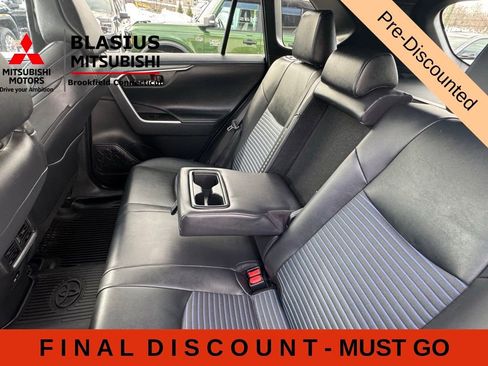 Used 2024 Toyota RAV4 XSE w/ Weather Package AWD/4WD image 32