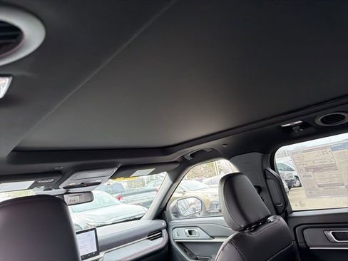 New 2026 Ford Explorer ST-Line image 10