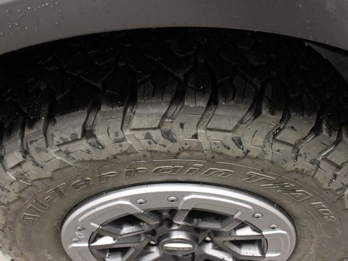 Used 2024 Ford Ranger Raptor image 11