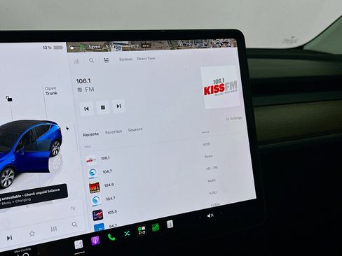 Used 2023 Tesla Model Y Long Range AWD/4WD image 19