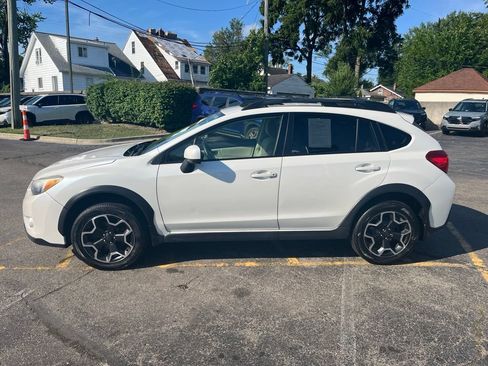 Used 2014 Subaru Crosstrek 2.0i Premium w/ Moonroof Package AWD/4WD image 9